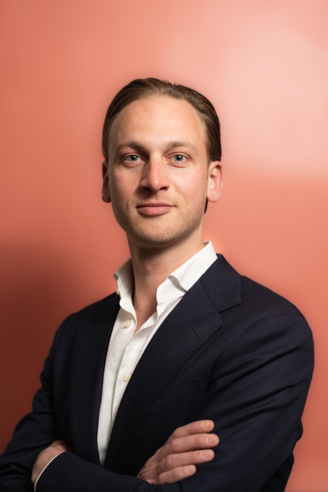 Dennis Bakker